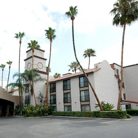 Buena Park Grand Hotel & Suites المظهر الخارجي الصورة