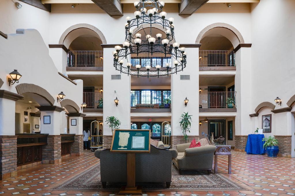 Buena Park Grand Hotel & Suites المظهر الخارجي الصورة