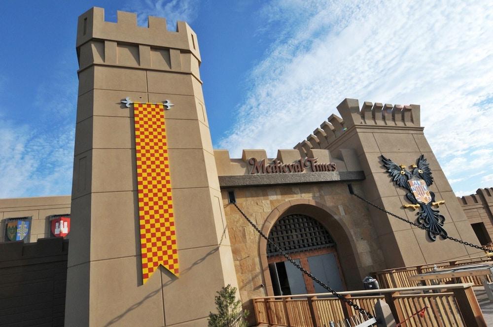 Buena Park Grand Hotel & Suites المظهر الخارجي الصورة