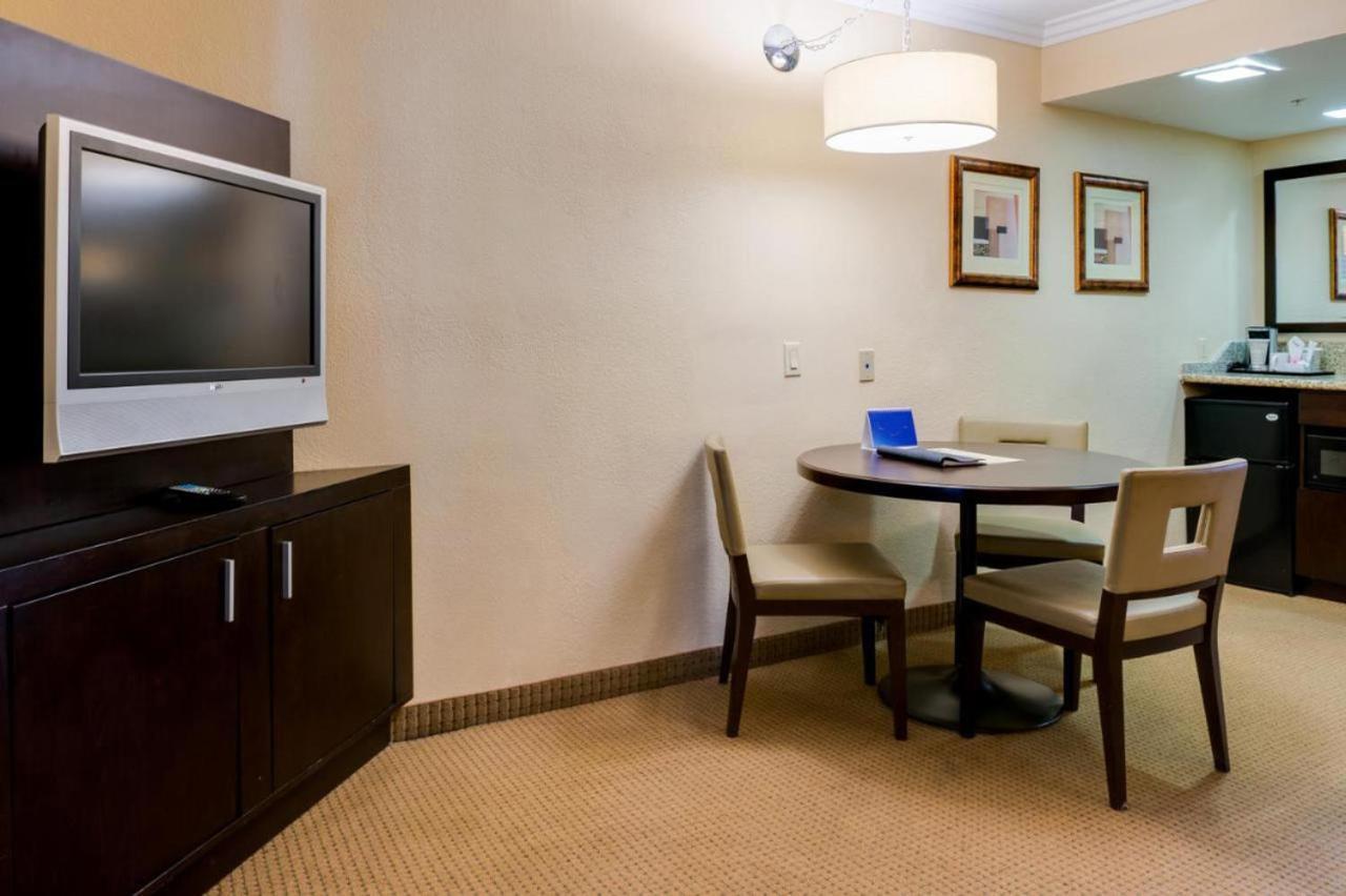 Buena Park Grand Hotel & Suites المظهر الخارجي الصورة