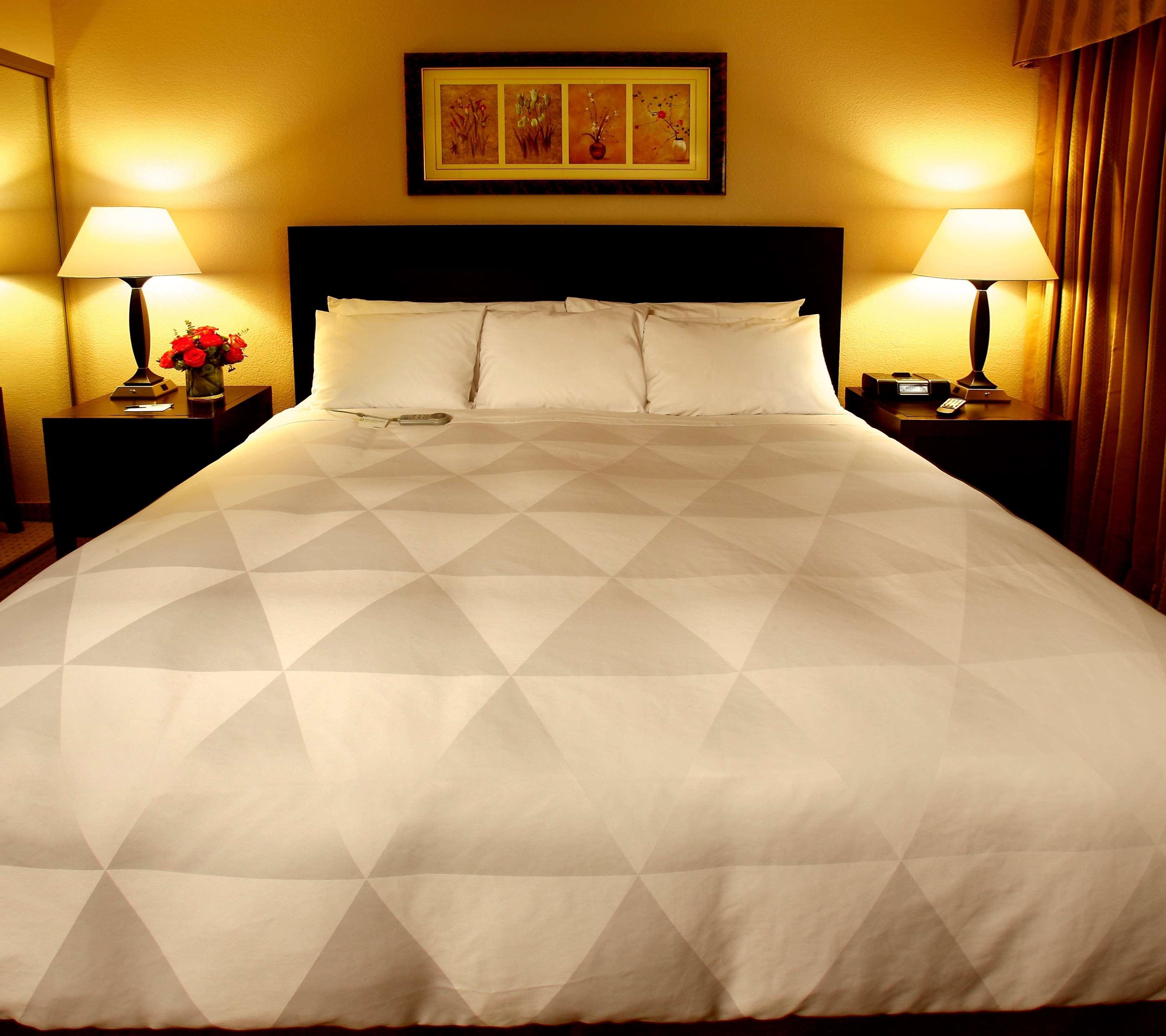 Buena Park Grand Hotel & Suites المظهر الخارجي الصورة