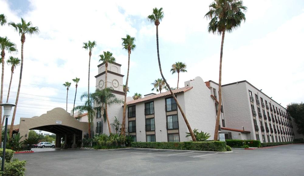 Buena Park Grand Hotel & Suites المظهر الخارجي الصورة