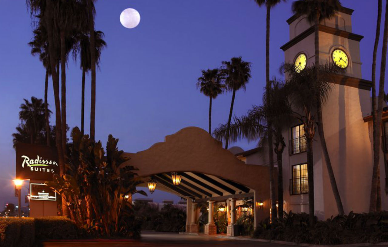 Buena Park Grand Hotel & Suites المظهر الخارجي الصورة